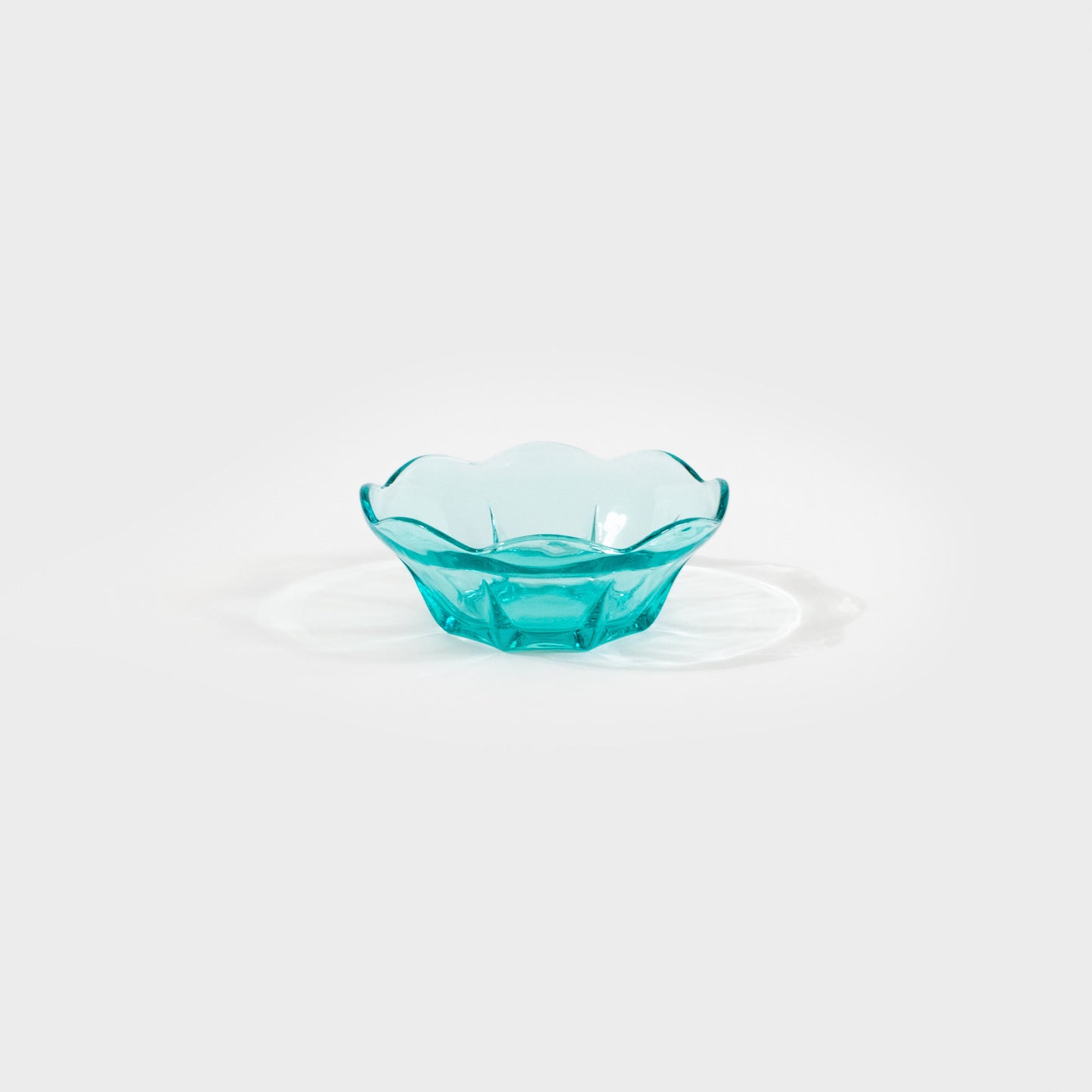 Anchor Hocking Scalloped Edge Bowls