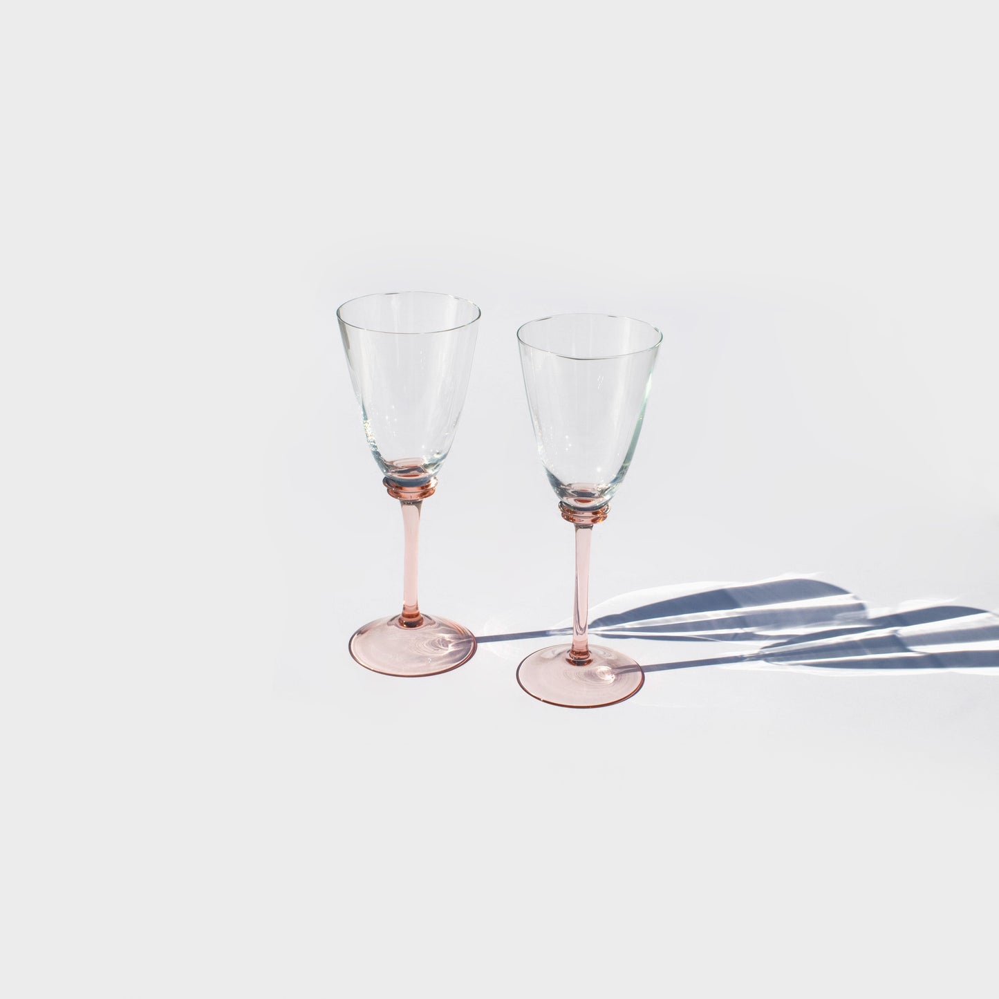 Elegant Pink Stemmed Wine Glasses
