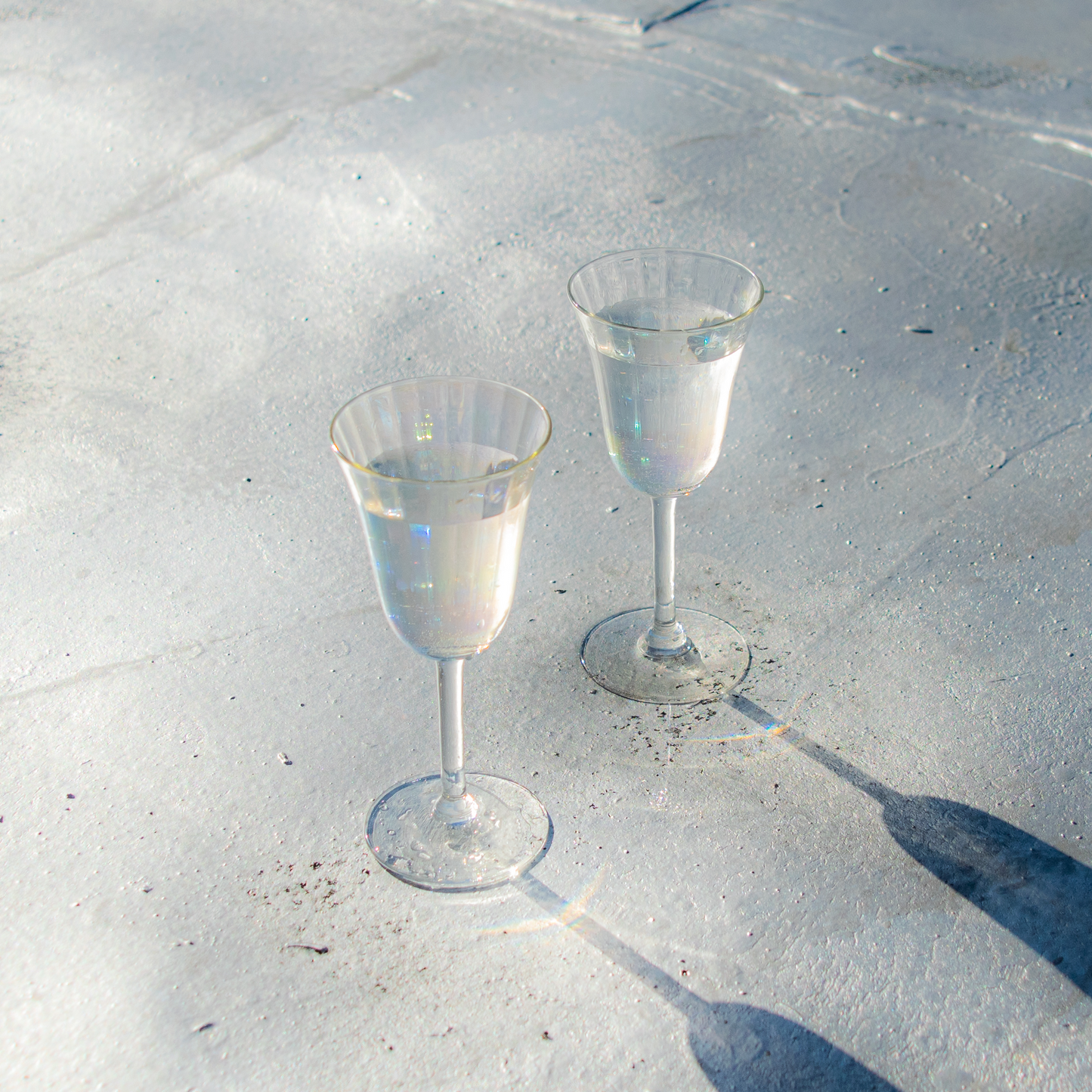 Ribbed Iridescent Cordial Glasses
