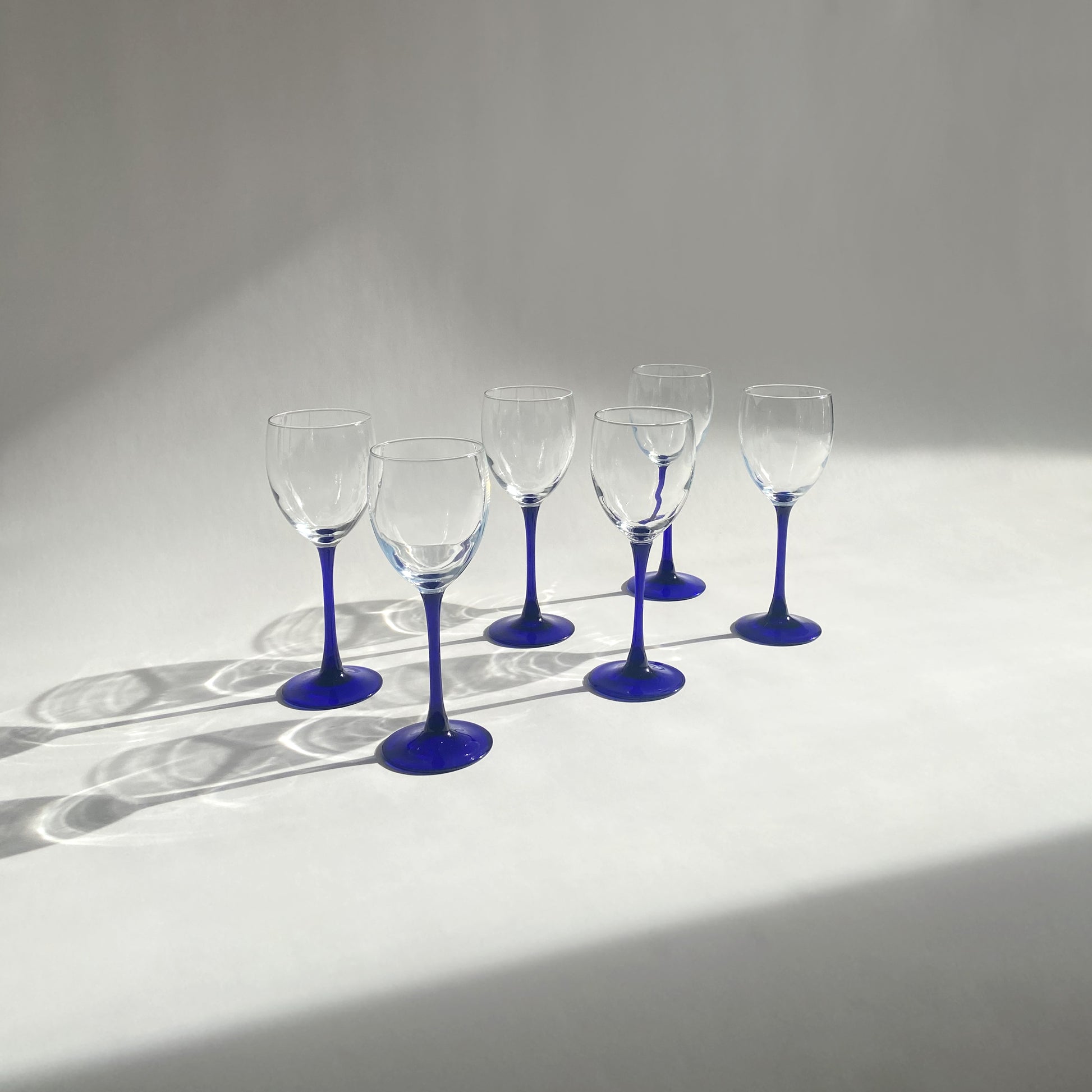 2) LUMINARC SMALL MARTINI GLASSES w/COBALT BLUE STEM